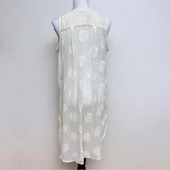 Knox Rose Women’s Size 1 Medallion Embroidered Cream Hi-Lo Sleeveless Tunic - Picture 5 of 8